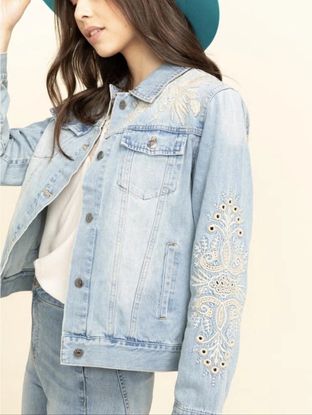 Johnny Was Women's Embroidered Iva Denim Jacket size XS Bohemian